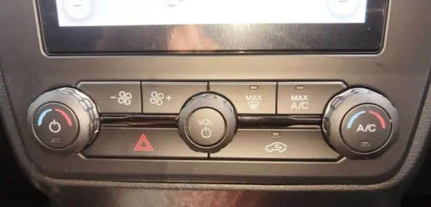cmh-ford-randburg-aircon-set-up-knobs