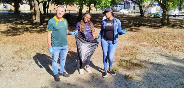 staff-clean-up-campaign-cmh-ford-ranburg