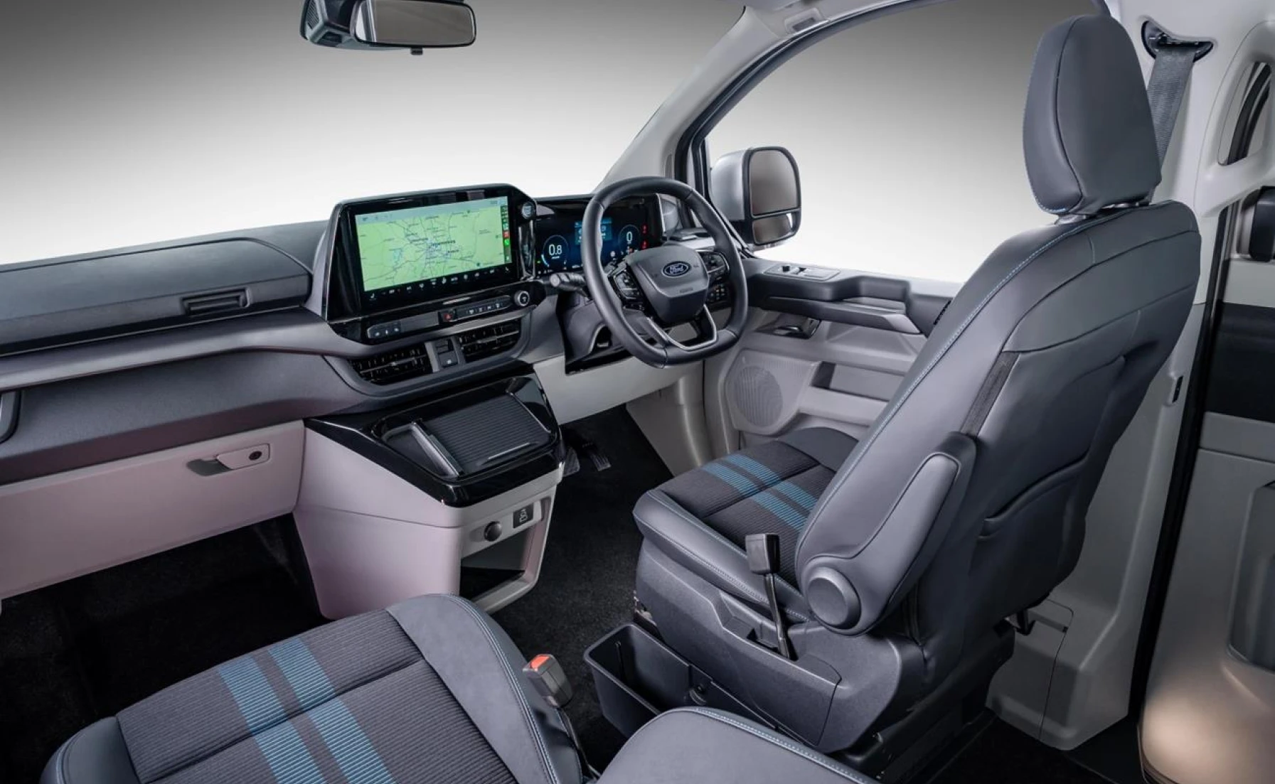 Ford Tourneo Custom Variant Image