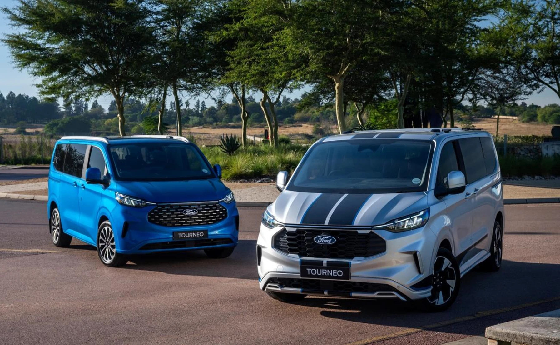 Ford Tourneo Custom Variant Image