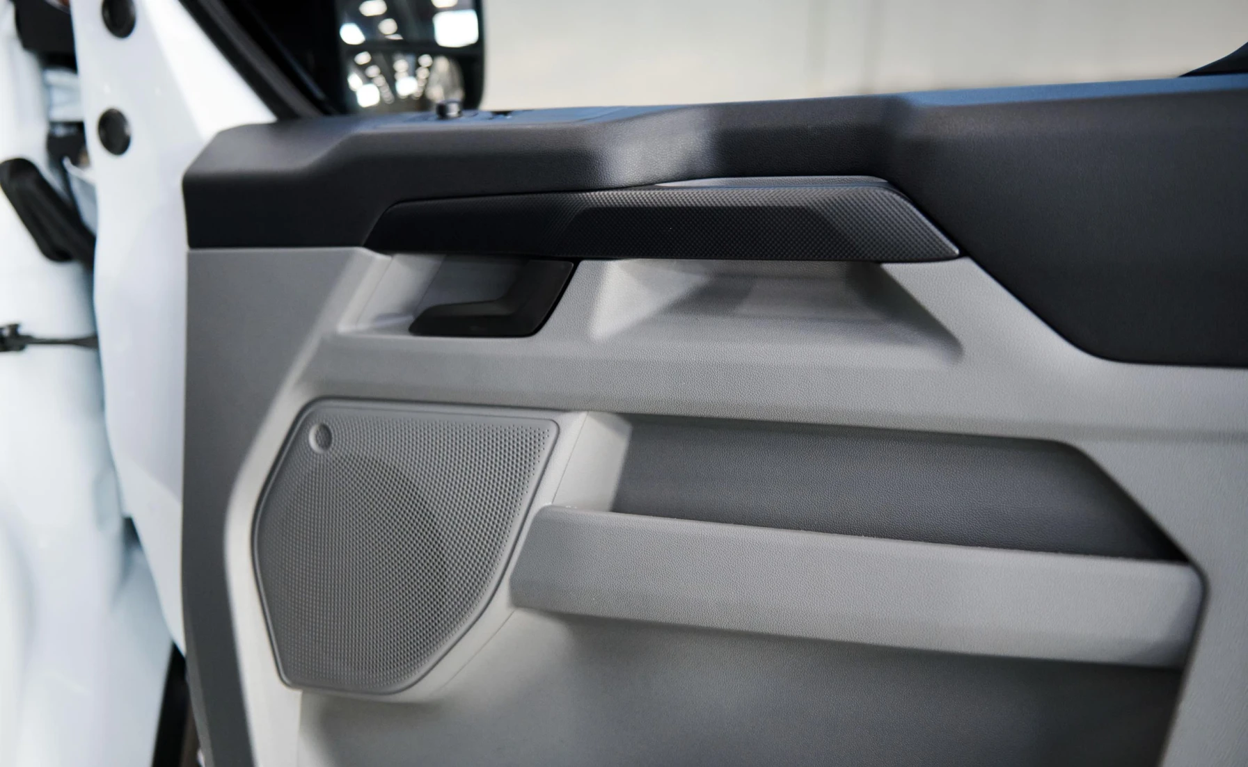 Ford Transit Custom Variant Image